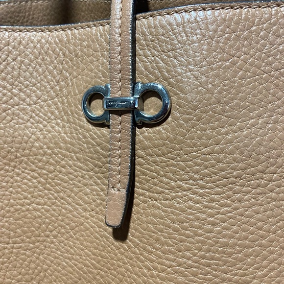 Salvatore Ferragamo Tote - Picture 3 of 16